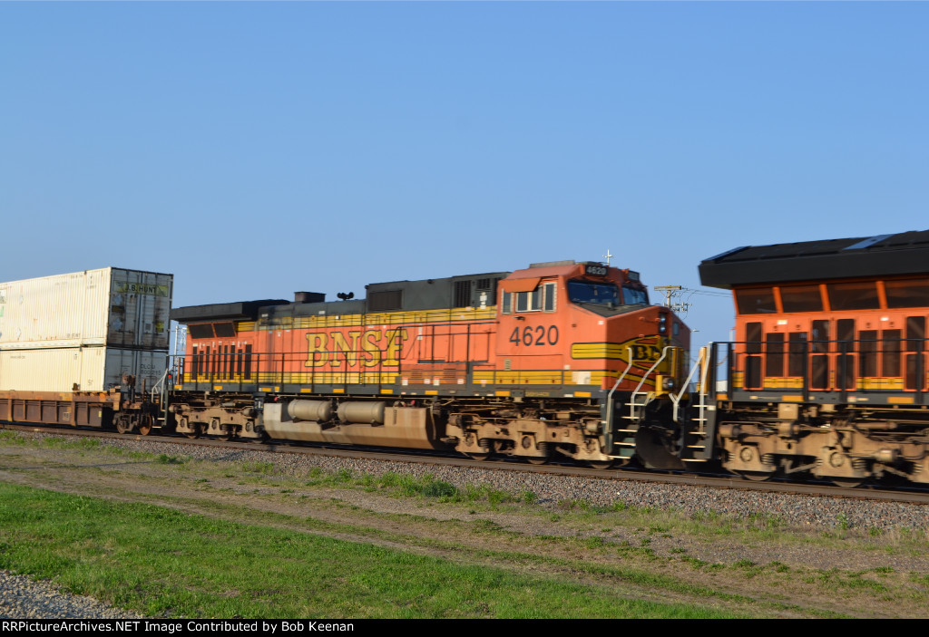 BNSF 4620